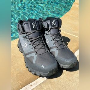 On Cloud Cloudrock Men’s Waterproof Hiking boot - (Gray) Sz 10